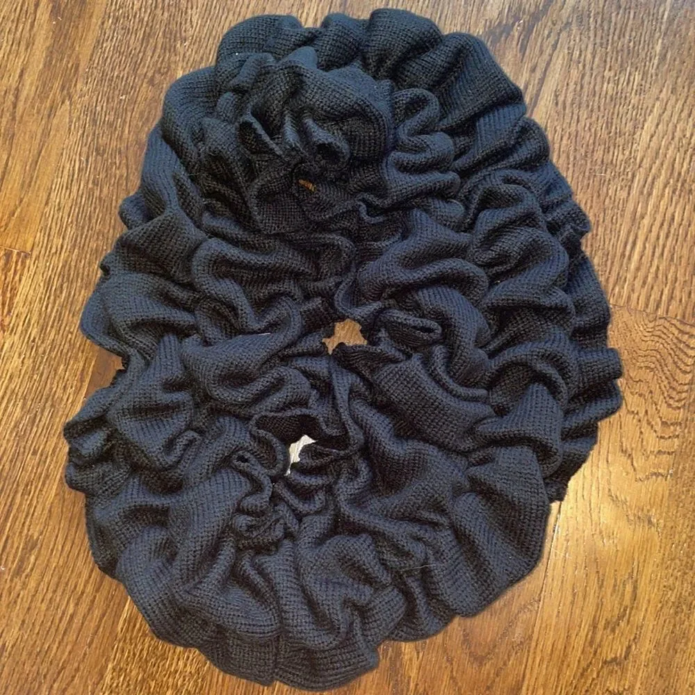 N/A black knit